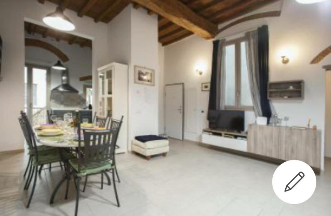 Lg House With Balcony Near Ponte Vecchio Appartement Florence Buitenkant foto