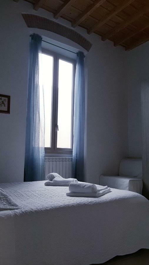 Lg House With Balcony Near Ponte Vecchio Appartement Florence Buitenkant foto